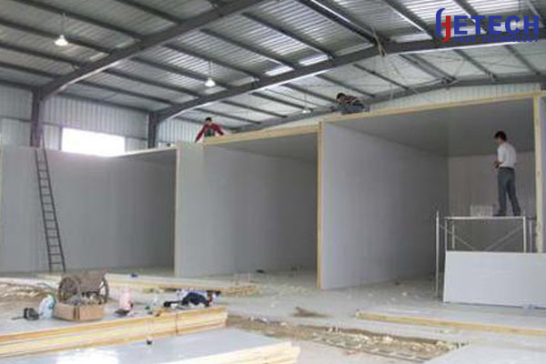 lắp đặt vỏ kho lạnh
